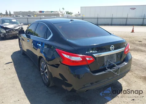 2017 Nissan Altima 2.5 Sl из США, поврежденный, VIN 1N4AL3AP9HC166882